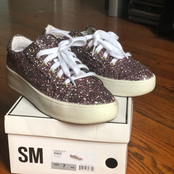 Glitter Lace up Shoes - Picture 2 of 4